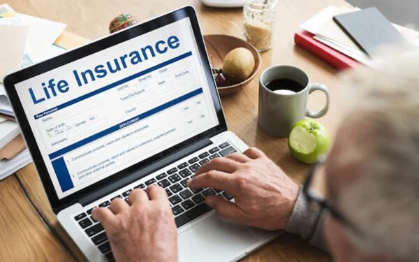 When to get life insurance for family financial protection